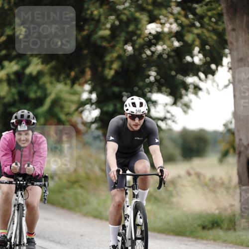 30.08.2026 - Elbe Triathlon Hamburg Michael Burmester http://msf.ph/oto/10069814 30.08.2026 09:45:40 Radfahren 354, 548, 655, 673, 859 meine-sportfotos.de