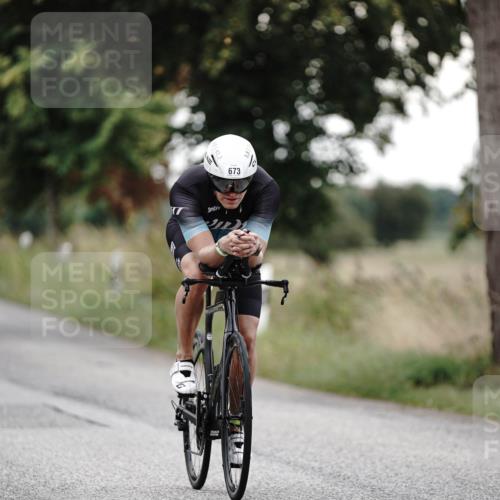 30.08.2026 - Elbe Triathlon Hamburg Michael Burmester http://msf.ph/oto/10069821 30.08.2026 09:45:42 Radfahren 354, 548, 673, 859 meine-sportfotos.de
