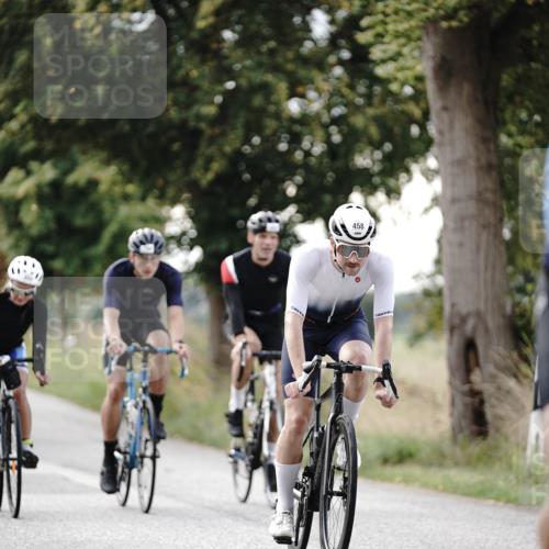 30.08.2026 - Elbe Triathlon Hamburg Michael Burmester http://msf.ph/oto/10069882 30.08.2026 09:49:57 Radfahren 282, 346, 458, 483, 542, 794, 854 meine-sportfotos.de