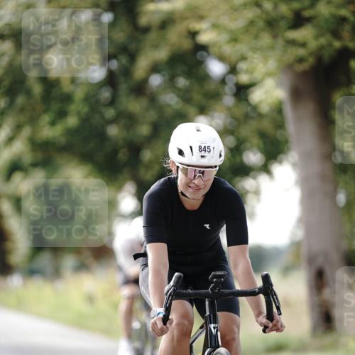 30.08.2026 - Elbe Triathlon Hamburg Michael Burmester http://msf.ph/oto/10069913 30.08.2026 09:50:09 Radfahren 444, 659, 845 meine-sportfotos.de