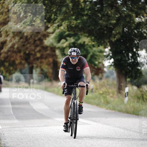 30.08.2026 - Elbe Triathlon Hamburg Michael Burmester http://msf.ph/oto/10069928 30.08.2026 09:50:27 Radfahren 297, 735 meine-sportfotos.de