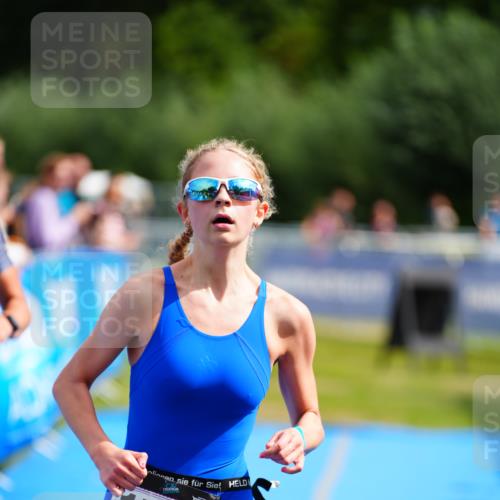 30.08.2026 - Elbe Triathlon Hamburg LAZAROV Photography http://msf.ph/oto/10069934 30.08.2026 12:44:13 Ziel 1747, 1765 meine-sportfotos.de