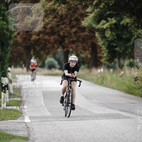 30.08.2026 - Elbe Triathlon Hamburg Michael Burmester http://msf.ph/oto/10069943 30.08.2026 09:50:39 Radfahren 786, 858 meine-sportfotos.de