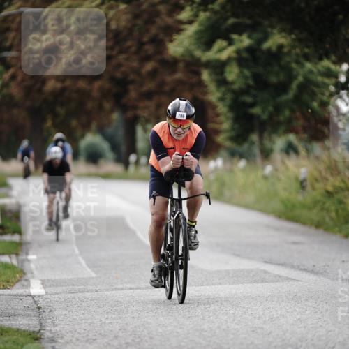 30.08.2026 - Elbe Triathlon Hamburg Michael Burmester http://msf.ph/oto/10069948 30.08.2026 09:50:44 Radfahren 440, 629, 786, 858 meine-sportfotos.de