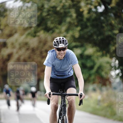 30.08.2026 - Elbe Triathlon Hamburg Michael Burmester http://msf.ph/oto/10069951 30.08.2026 09:50:49 Radfahren 281, 398, 440, 514, 629, 800 meine-sportfotos.de