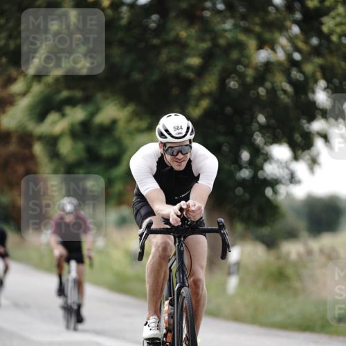 30.08.2026 - Elbe Triathlon Hamburg Michael Burmester http://msf.ph/oto/10069965 30.08.2026 09:51:02 Radfahren 525, 584, 660, 696, 775 meine-sportfotos.de