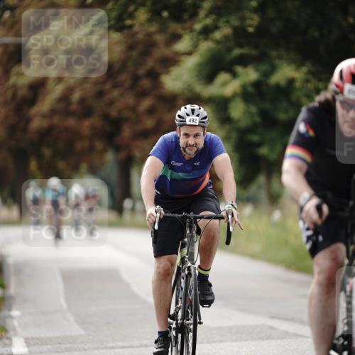 30.08.2026 - Elbe Triathlon Hamburg Michael Burmester http://msf.ph/oto/10069979 30.08.2026 09:51:10 Radfahren 492, 565, 696, 708, 709, 754 meine-sportfotos.de