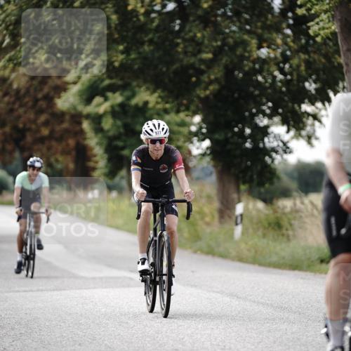 30.08.2026 - Elbe Triathlon Hamburg Michael Burmester http://msf.ph/oto/10069992 30.08.2026 09:51:19 Radfahren 565, 570, 708, 709, 860, 861, 936, 977 meine-sportfotos.de