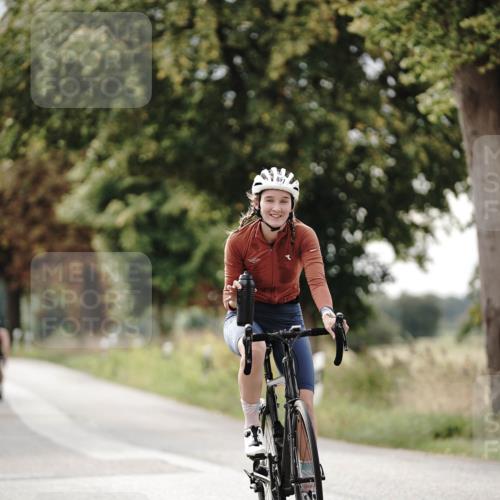 30.08.2026 - Elbe Triathlon Hamburg Michael Burmester http://msf.ph/oto/10070005 30.08.2026 09:51:25 Radfahren 436, 736, 860, 861 meine-sportfotos.de