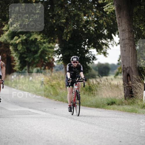 30.08.2026 - Elbe Triathlon Hamburg Michael Burmester http://msf.ph/oto/10070015 30.08.2026 09:51:33 Radfahren 431, 482, 736, 842, 865, 905 meine-sportfotos.de