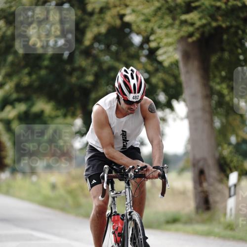 30.08.2026 - Elbe Triathlon Hamburg Michael Burmester http://msf.ph/oto/10070019 30.08.2026 09:51:35 Radfahren 431, 482, 554, 602, 842, 865, 905 meine-sportfotos.de
