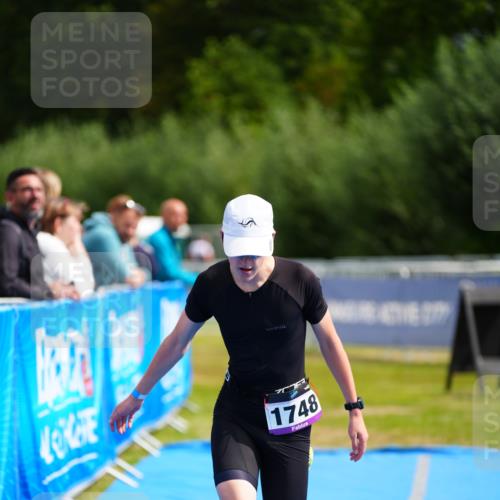 30.08.2026 - Elbe Triathlon Hamburg LAZAROV Photography http://msf.ph/oto/10070033 30.08.2026 12:46:30 Ziel 1748 meine-sportfotos.de