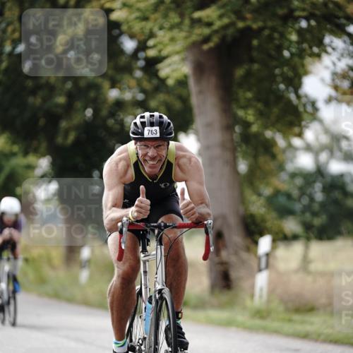 30.08.2026 - Elbe Triathlon Hamburg Michael Burmester http://msf.ph/oto/10070045 30.08.2026 09:51:44 Radfahren 381, 554, 602, 609, 683, 763, 840 meine-sportfotos.de
