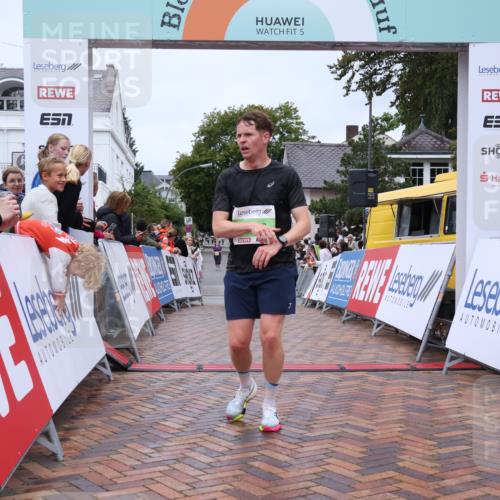30.08.2026 - Blankeneser Heldenlauf Lena Gebhardt http://msf.ph/oto/10070050 30.08.2026 10:05:44 Ziel 1055, 1190, 1301, 1773, 5838 meine-sportfotos.de