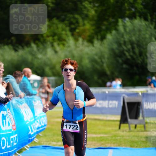 30.08.2026 - Elbe Triathlon Hamburg LAZAROV Photography http://msf.ph/oto/10070059 30.08.2026 12:46:42 Ziel 1722, 1738 meine-sportfotos.de