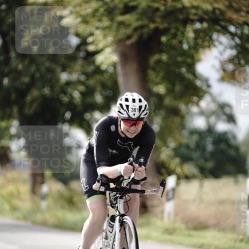 30.08.2026 - Elbe Triathlon Hamburg Michael Burmester http://msf.ph/oto/10070062 30.08.2026 09:51:51 Radfahren 381, 538, 587, 840, 916 meine-sportfotos.de