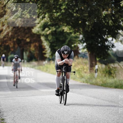 30.08.2026 - Elbe Triathlon Hamburg Michael Burmester http://msf.ph/oto/10070080 30.08.2026 09:52:01 Radfahren 434, 686, 690, 792 meine-sportfotos.de
