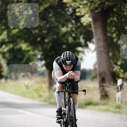 30.08.2026 - Elbe Triathlon Hamburg Michael Burmester http://msf.ph/oto/10070087 30.08.2026 09:52:02 Radfahren 434, 686, 690, 792 meine-sportfotos.de