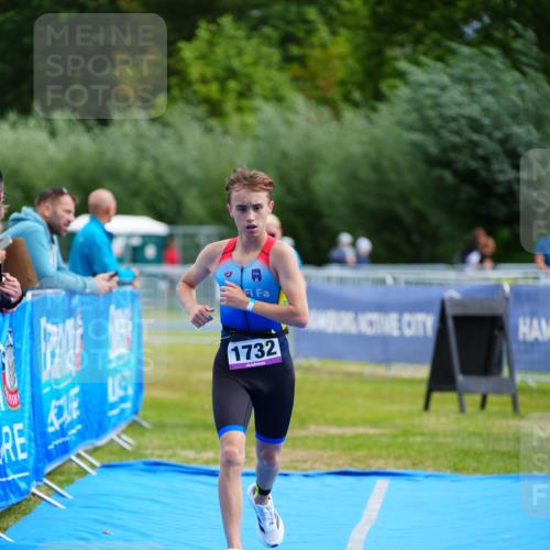 30.08.2026 - Elbe Triathlon Hamburg LAZAROV Photography http://msf.ph/oto/10070108 30.08.2026 12:46:58 Ziel 1684, 1732 meine-sportfotos.de