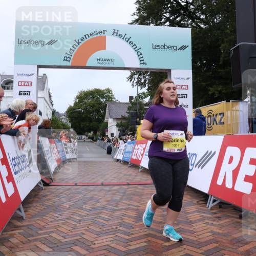 30.08.2026 - Blankeneser Heldenlauf Lena Gebhardt http://msf.ph/oto/10070116 30.08.2026 10:06:01 Ziel 1317 meine-sportfotos.de
