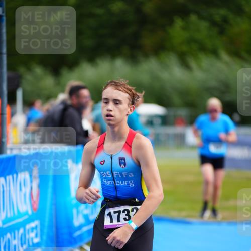30.08.2026 - Elbe Triathlon Hamburg LAZAROV Photography http://msf.ph/oto/10070122 30.08.2026 12:47:00 Ziel 1684, 1732 meine-sportfotos.de