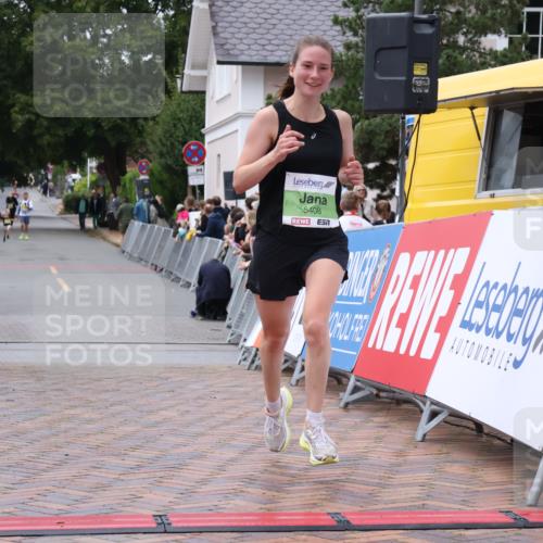 30.08.2026 - Blankeneser Heldenlauf Lena Gebhardt http://msf.ph/oto/10070133 30.08.2026 10:06:14 Ziel 5408 meine-sportfotos.de