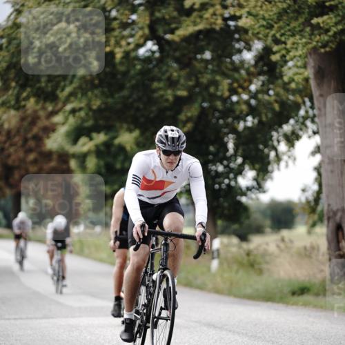 30.08.2026 - Elbe Triathlon Hamburg Michael Burmester http://msf.ph/oto/10070181 30.08.2026 09:52:41 Radfahren 386, 425, 428, 739, 789, 834 meine-sportfotos.de