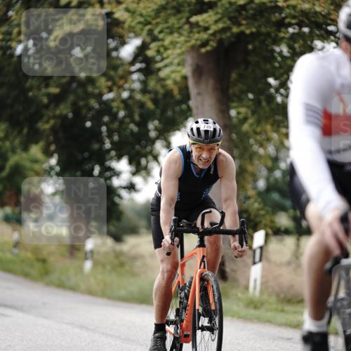 30.08.2026 - Elbe Triathlon Hamburg Michael Burmester http://msf.ph/oto/10070184 30.08.2026 09:52:42 Radfahren 386, 425, 428, 739, 789, 834 meine-sportfotos.de