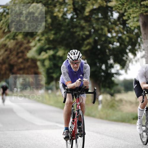 30.08.2026 - Elbe Triathlon Hamburg Michael Burmester http://msf.ph/oto/10070192 30.08.2026 09:52:45 Radfahren 386, 415, 428, 573, 789, 834, 855 meine-sportfotos.de