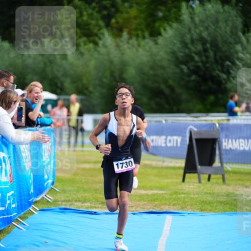 30.08.2026 - Elbe Triathlon Hamburg LAZAROV Photography http://msf.ph/oto/10070201 30.08.2026 12:47:59 Ziel 1642, 1730 meine-sportfotos.de