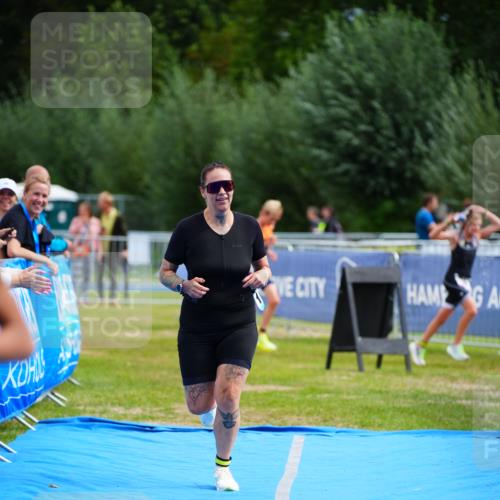 30.08.2026 - Elbe Triathlon Hamburg LAZAROV Photography http://msf.ph/oto/10070214 30.08.2026 12:48:01 Ziel 1642, 1730 meine-sportfotos.de