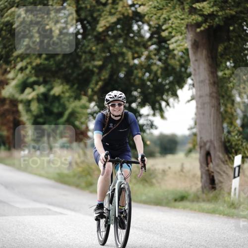 30.08.2026 - Elbe Triathlon Hamburg Michael Burmester http://msf.ph/oto/10070229 30.08.2026 09:53:05 Radfahren 364, 392, 443, 600, 836 meine-sportfotos.de