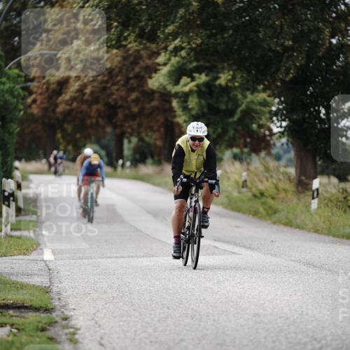 30.08.2026 - Elbe Triathlon Hamburg Michael Burmester http://msf.ph/oto/10070236 30.08.2026 09:53:07 Radfahren 364, 443, 600, 836 meine-sportfotos.de