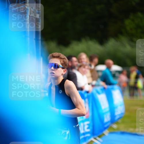 30.08.2026 - Elbe Triathlon Hamburg LAZAROV Photography http://msf.ph/oto/10070250 30.08.2026 12:48:13 Ziel 1734 meine-sportfotos.de