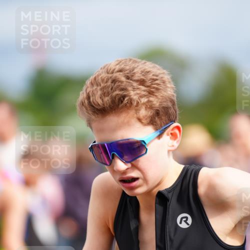 30.08.2026 - Elbe Triathlon Hamburg LAZAROV Photography http://msf.ph/oto/10070252 30.08.2026 12:48:15 Ziel 1734 meine-sportfotos.de