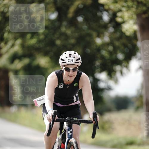 30.08.2026 - Elbe Triathlon Hamburg Michael Burmester http://msf.ph/oto/10070253 30.08.2026 09:53:19 Radfahren 259, 979 meine-sportfotos.de