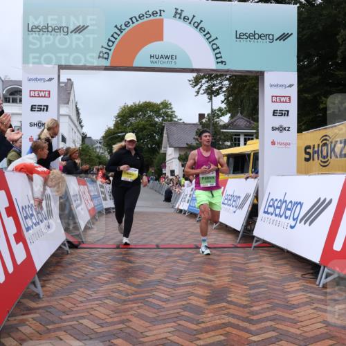 30.08.2026 - Blankeneser Heldenlauf Lena Gebhardt http://msf.ph/oto/10070284 30.08.2026 10:06:51 Ziel 1727, 5698 meine-sportfotos.de