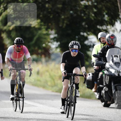 30.08.2026 - Elbe Triathlon Hamburg Michael Burmester http://msf.ph/oto/10070293 30.08.2026 09:53:48 Radfahren 632, 642, 833, 929 meine-sportfotos.de