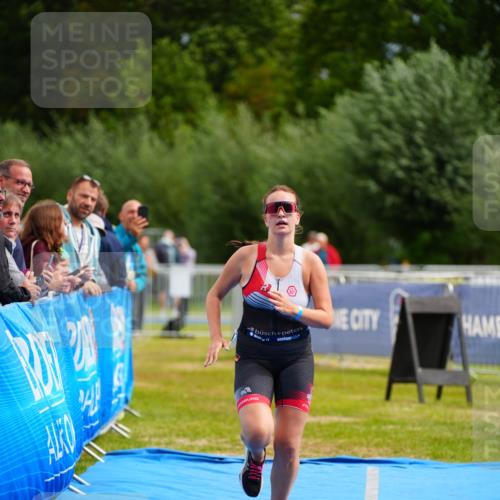 30.08.2026 - Elbe Triathlon Hamburg LAZAROV Photography http://msf.ph/oto/10070314 30.08.2026 12:51:53 Ziel 1759 meine-sportfotos.de