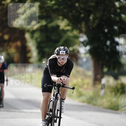 30.08.2026 - Elbe Triathlon Hamburg Michael Burmester http://msf.ph/oto/10070362 30.08.2026 09:54:39 Radfahren 462, 648, 711, 713, 856, 911, 960 meine-sportfotos.de