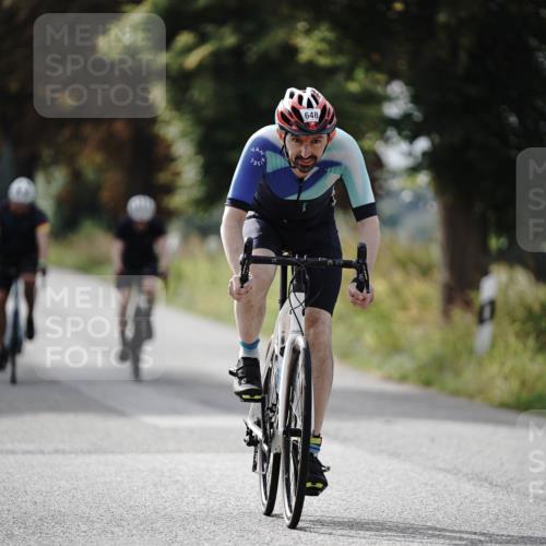 30.08.2026 - Elbe Triathlon Hamburg Michael Burmester http://msf.ph/oto/10070376 30.08.2026 09:54:46 Radfahren 400, 418, 541, 583, 648, 711, 911 meine-sportfotos.de
