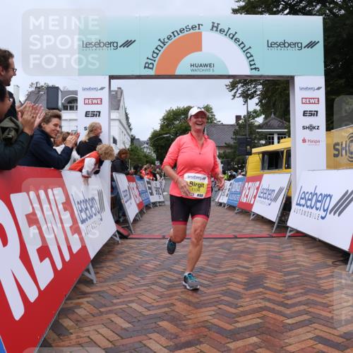 30.08.2026 - Blankeneser Heldenlauf Lena Gebhardt http://msf.ph/oto/10070393 30.08.2026 10:07:56 Ziel 1138 meine-sportfotos.de
