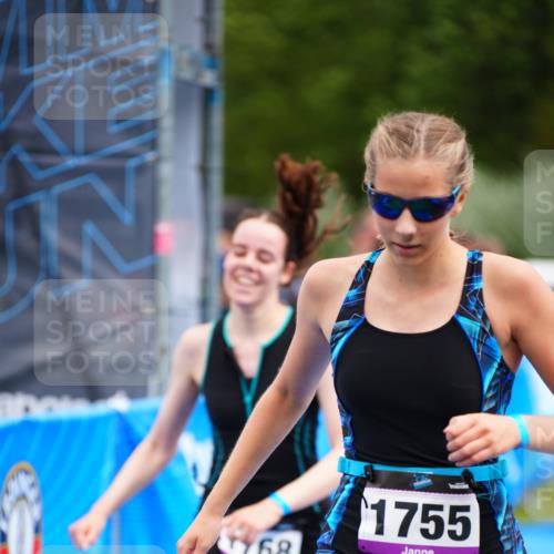 30.08.2026 - Elbe Triathlon Hamburg LAZAROV Photography http://msf.ph/oto/10070488 30.08.2026 12:53:08 Ziel 1755, 1768 meine-sportfotos.de