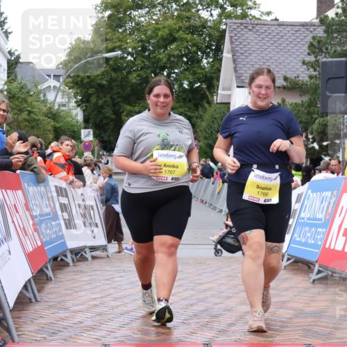 30.08.2026 - Blankeneser Heldenlauf Lena Gebhardt http://msf.ph/oto/10070576 30.08.2026 10:09:05 Ziel 1766, 1767 meine-sportfotos.de