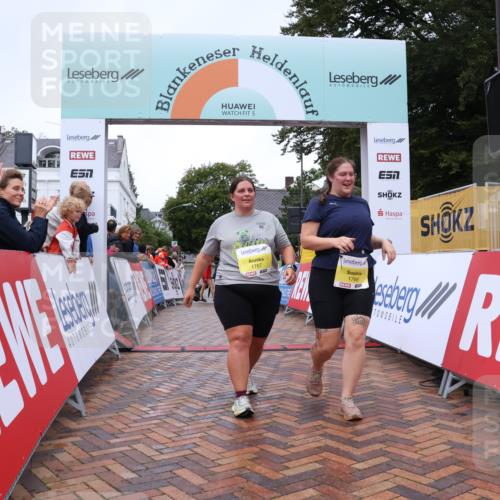 30.08.2026 - Blankeneser Heldenlauf Lena Gebhardt http://msf.ph/oto/10070592 30.08.2026 10:09:07 Ziel 1766, 1767 meine-sportfotos.de
