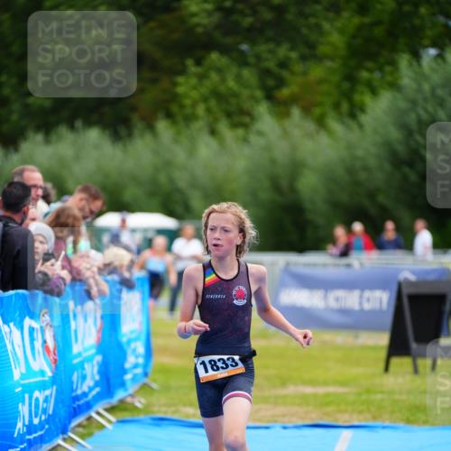30.08.2026 - Elbe Triathlon Hamburg LAZAROV Photography http://msf.ph/oto/10070599 30.08.2026 12:53:54 Ziel 1761, 1833 meine-sportfotos.de