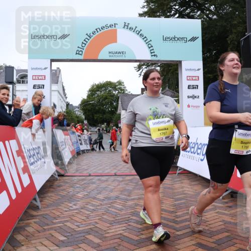 30.08.2026 - Blankeneser Heldenlauf Lena Gebhardt http://msf.ph/oto/10070603 30.08.2026 10:09:08 Ziel 1766, 1767 meine-sportfotos.de