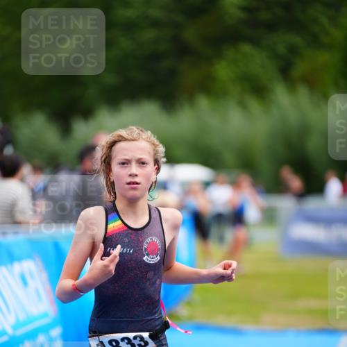 30.08.2026 - Elbe Triathlon Hamburg LAZAROV Photography http://msf.ph/oto/10070618 30.08.2026 12:53:55 Ziel 1761, 1833 meine-sportfotos.de