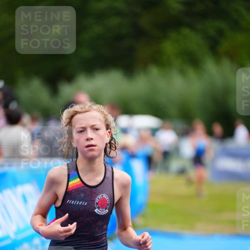 30.08.2026 - Elbe Triathlon Hamburg LAZAROV Photography http://msf.ph/oto/10070621 30.08.2026 12:53:56 Ziel 1761, 1833 meine-sportfotos.de