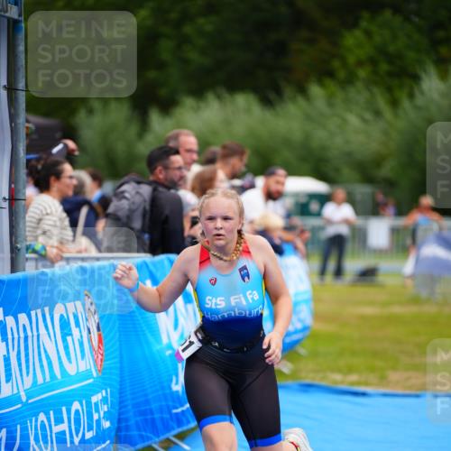 30.08.2026 - Elbe Triathlon Hamburg LAZAROV Photography http://msf.ph/oto/10070646 30.08.2026 12:54:01 Ziel 1761, 1855 meine-sportfotos.de